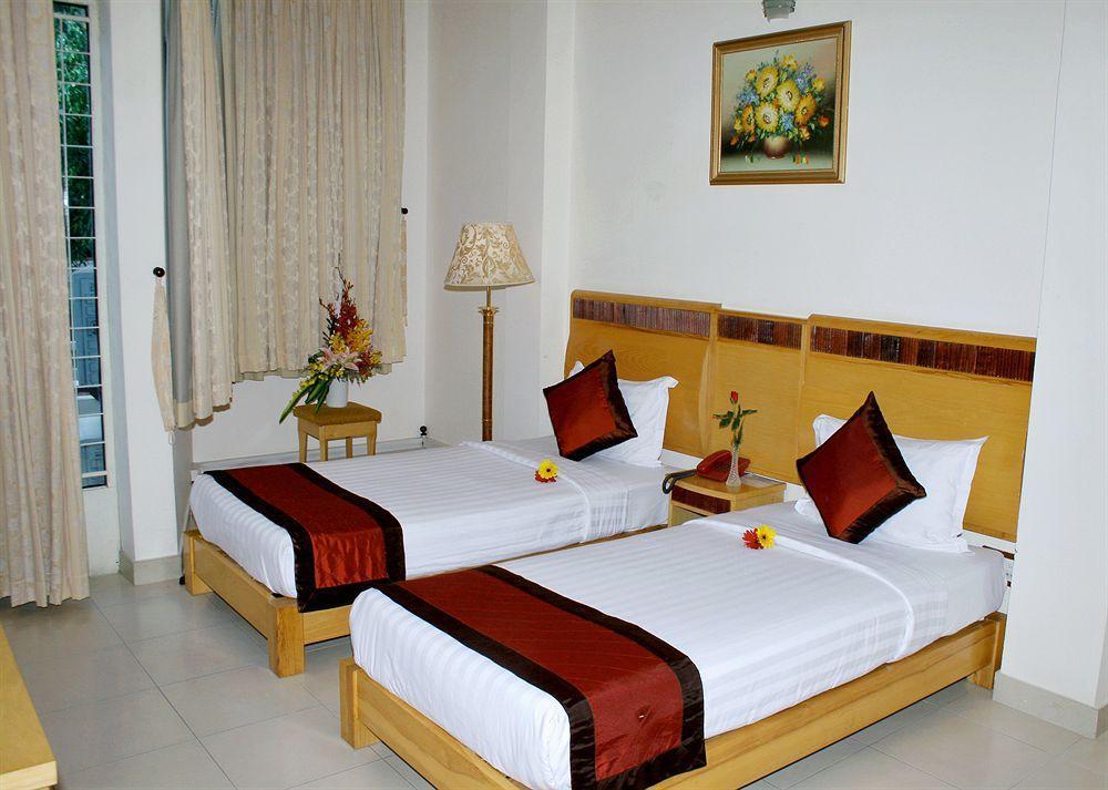 Nam De Hotel Thành Pho Ho Chí Minh Esterno foto